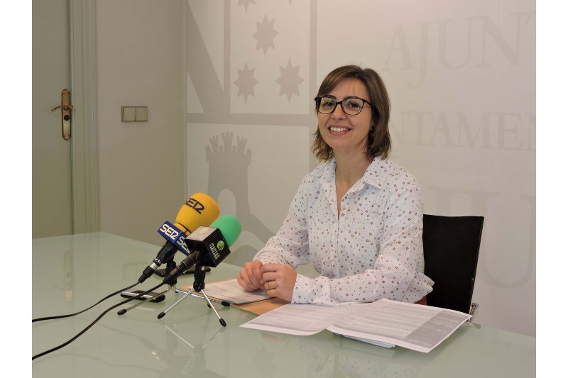 La concejala de Territorio de Dénia aún no ha decidido si acatará la orden para corregir la forma de dar licencias urbanísticas  La concejala de Territorio de Dénia aún no ha decidido si acatará la orden para corregir la forma de dar licencias urbanísticas