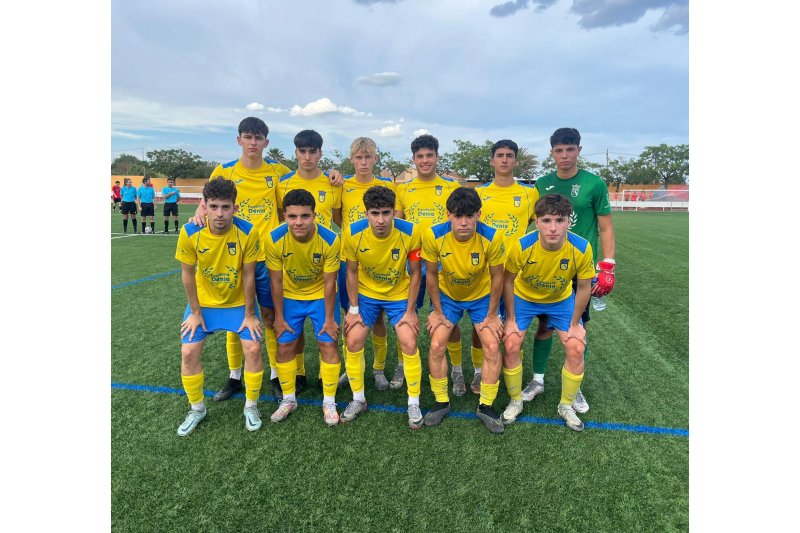 El Dénia juvenil empata en Sant Vicent y se queda sin el premio del ascenso a Nacional El Dénia juvenil empata en Sant Vicent y se queda sin el premio del ascenso a Nacional