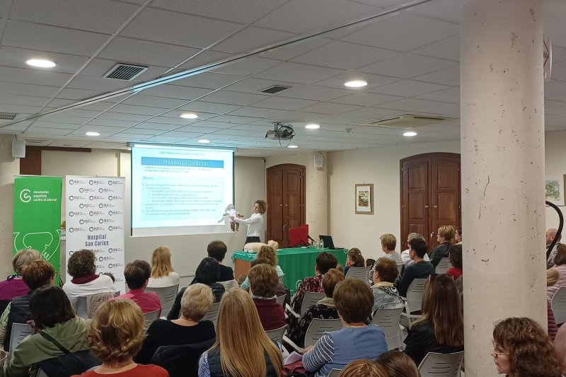 El hospital San Carlos en colaboración con la AECC impartió un taller de reanimación cardio pulmonar pediátrica en Ondara El hospital San Carlos en colaboración con la AECC impartió un taller de reanimación cardio pulmonar pediátrica en Ondara