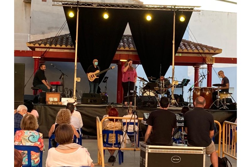 Primera actuación musical después del confinamiento a la comarca  Primera actuación musical después del confinamiento a la comarca