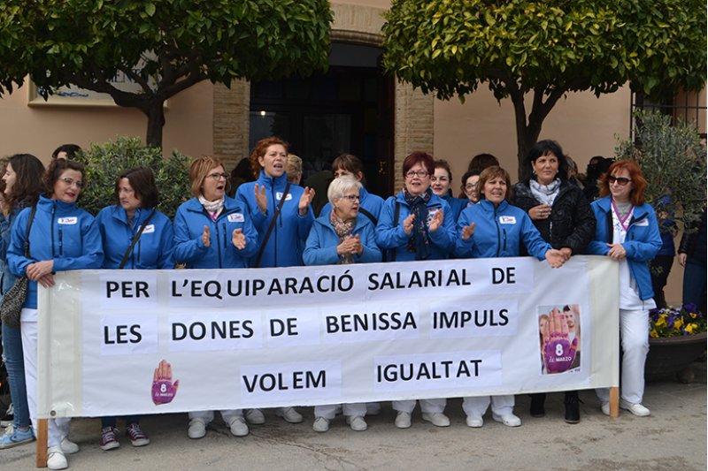 Les treballadores de l’empresa pública Benissa Impuls demanen l’equiparació salarial Les treballadores de l’empresa pública Benissa Impuls demanen l’equiparació salarial