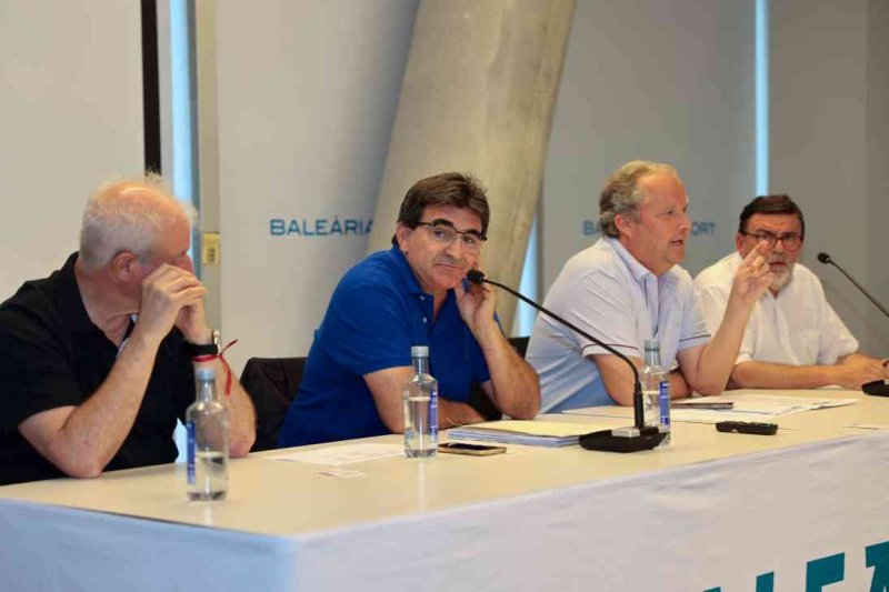 Fútbol: Moción de censura al presidente del CD Dénia Fútbol: Moción de censura al presidente del CD Dénia