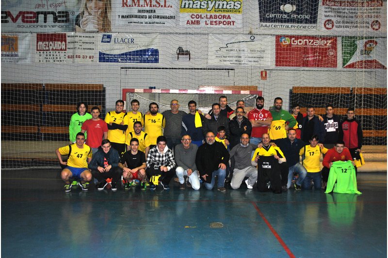 Balonmano: El Garbí rinde homenaje a sus exjugadores en su cuarenta aniversario Balonmano: El Garbí rinde homenaje a sus exjugadores en su cuarenta aniversario