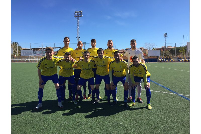 Preferent: El Dénia dorm com líder, el Jávea goleja i el Pego perd Preferent: El Dénia dorm com líder, el Jávea goleja i el Pego perd