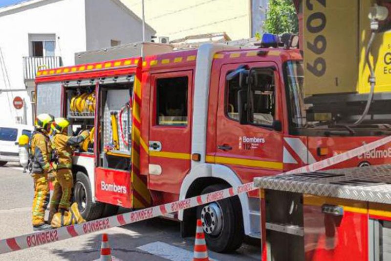 Una explosión de gas en una vivienda de Dénia causa un herido con quemaduras de segundo grado  Una explosión de gas en una vivienda de Dénia causa un herido con quemaduras de segundo grado