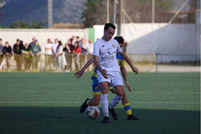 Segunda Regional: El Teulada gana en Foietes (0-1) y se garantiza la lucha por el ascenso Segunda Regional: El Teulada gana en Foietes (0-1) y se garantiza la lucha por el ascenso