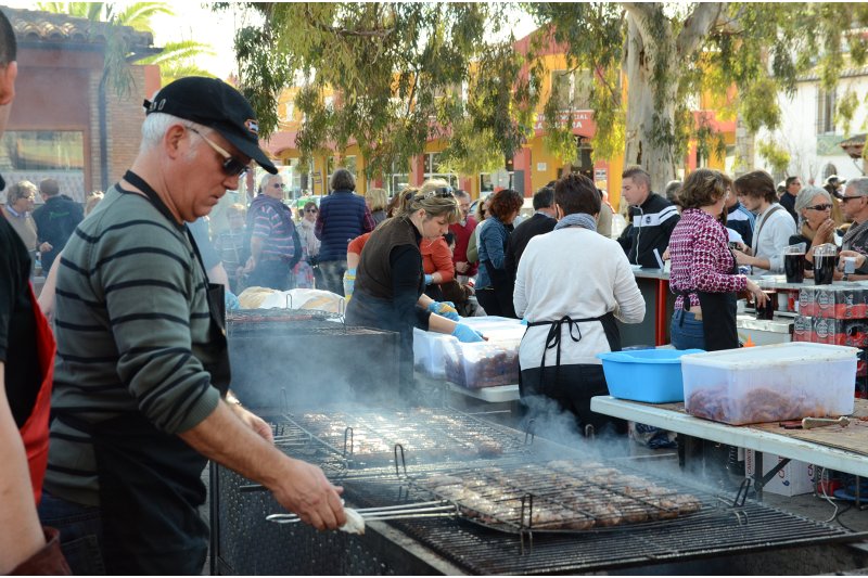 José Juan Fornés, de Supermercados masymas, Torraor d’Honor de la Feria del Embutido de la Vall de Pop 2017 José Juan Fornés, de Supermercados masymas, Torraor d’Honor de la Feria del Embutido de la Vall de Pop 2017