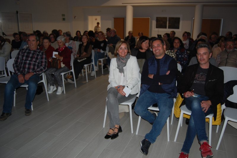 ImproVivència satiriza al machismo que aún pervive para conmemorar el 8M en Els Poblets ImproVivència satiriza al machismo que aún pervive para conmemorar el 8M en Els Poblets