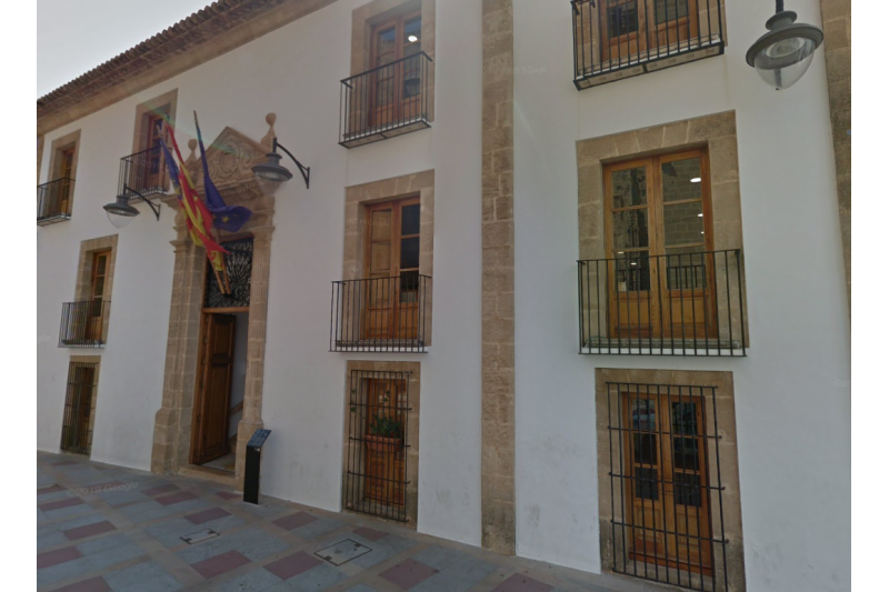 Xàbia inyecta 427.000 euros para empresas y autónomos vinculadas a las celebraciones Xàbia inyecta 427.000 euros para empresas y autónomos vinculadas a las celebraciones