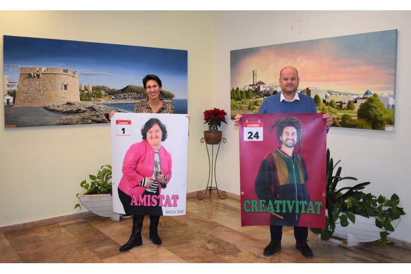 Un original Calendario de Adviento con los deseos de 24 vecinos y vecinas engalanará las calles del centro de Teulada y Moraira Un original Calendario de Adviento con los deseos de 24 vecinos y vecinas engalanará las calles del centro de Teulada y Moraira