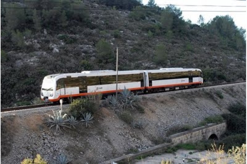 FGV adjudica por 1,7 millones de euros la adquisición de traviesas del trenet para el tramo de Calp-Teulada FGV adjudica por 1,7 millones de euros la adquisición de traviesas del trenet para el tramo de Calp-Teulada
