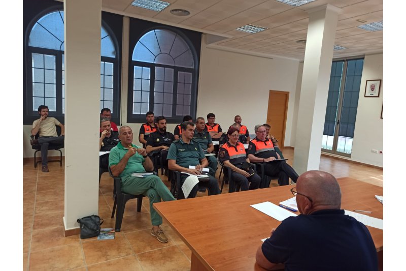 Dénia y Xàbia activan el dispositivo de vigilancia contra incendios en el Montgó  Dénia y Xàbia activan el dispositivo de vigilancia contra incendios en el Montgó