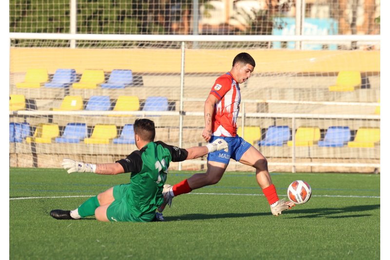 Lliga Comunitat: Triunfos de oro para Jávea y Calpe, y dolorosa derrota para el Dénia Lliga Comunitat: Triunfos de oro para Jávea y Calpe, y dolorosa derrota para el Dénia