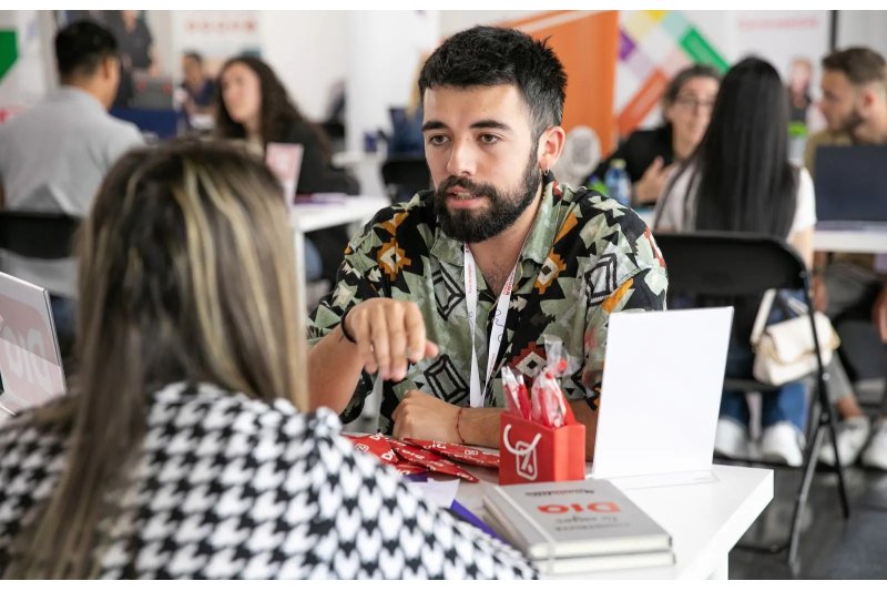 Labora conecta con las empresas Labora conecta con las empresas