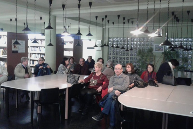 Salvador Salort presenta el llibre Revoluciones industriales, trabajo y estado del bienestar a Els Poblets Salvador Salort presenta el llibre Revoluciones industriales, trabajo y estado del bienestar a Els Poblets