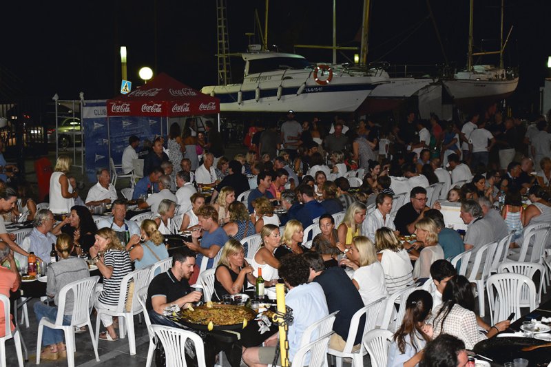 Cerca de 400 invitados disfrutan del concurso de paellas de la Semana de la Vela de Xàbia Cerca de 400 invitados disfrutan del concurso de paellas de la Semana de la Vela de Xàbia