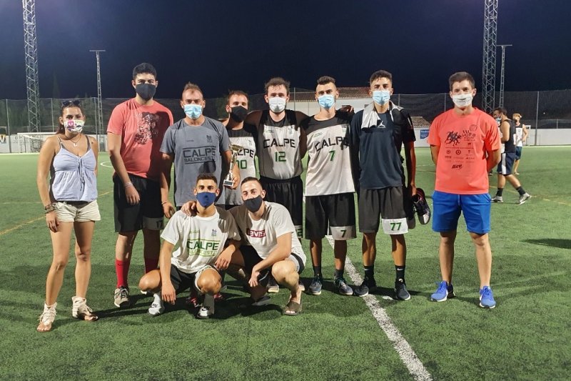 Bona Platja Team y Náutica Pérez se imponen en el torneo Nits d'Estiu de Ondara en fútbol 8 y fútbol sala Bona Platja Team y Náutica Pérez se imponen en el torneo Nits d'Estiu de Ondara en fútbol 8 y fútbol sala