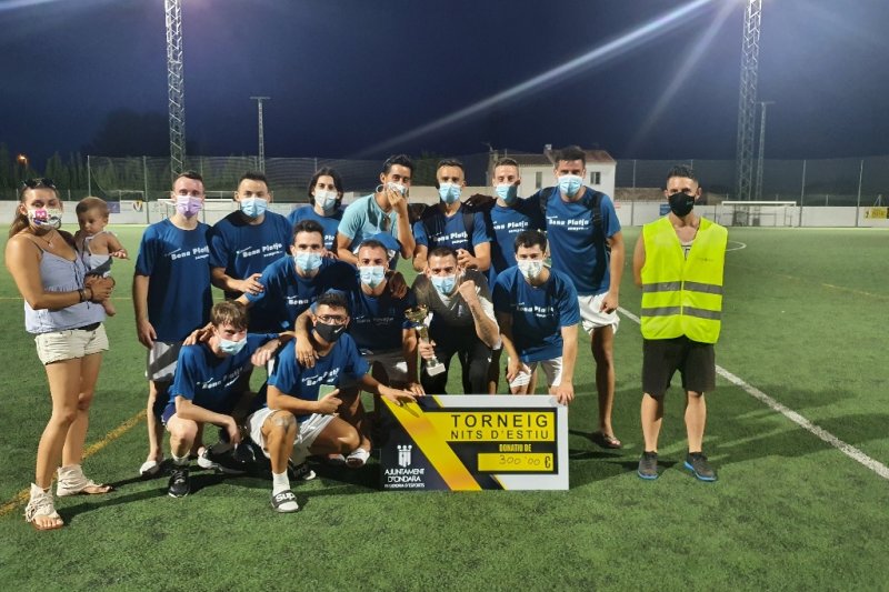 Bona Platja Team y Náutica Pérez se imponen en el torneo Nits d'Estiu de Ondara en fútbol 8 y fútbol sala Bona Platja Team y Náutica Pérez se imponen en el torneo Nits d'Estiu de Ondara en fútbol 8 y fútbol sala