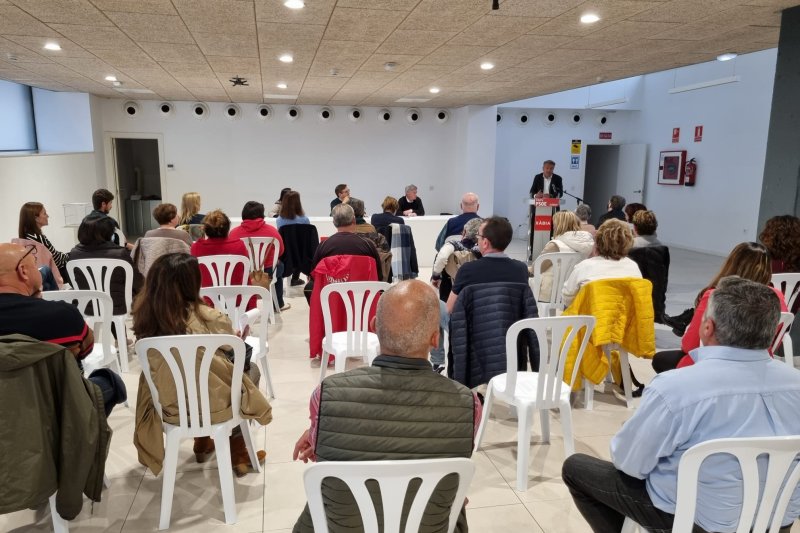 Chulvi vuelve a liderar la ejecutiva local del PSPV-PSOE que afronta el reto de crecer y renovar en el gobierno municipal Chulvi vuelve a liderar la ejecutiva local del PSPV-PSOE que afronta el reto de crecer y renovar en el gobierno municipal