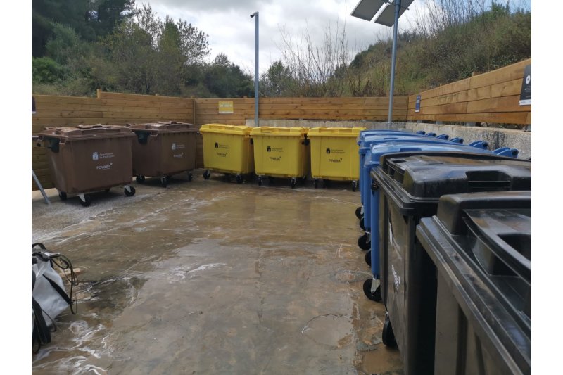 Optimisme en el govern de Pedreguer: El porta a porta redueix en un 20% la generació de resta del fem a les vivendes Optimisme en el govern de Pedreguer: El porta a porta redueix en un 20% la generació de resta del fem a les vivendes