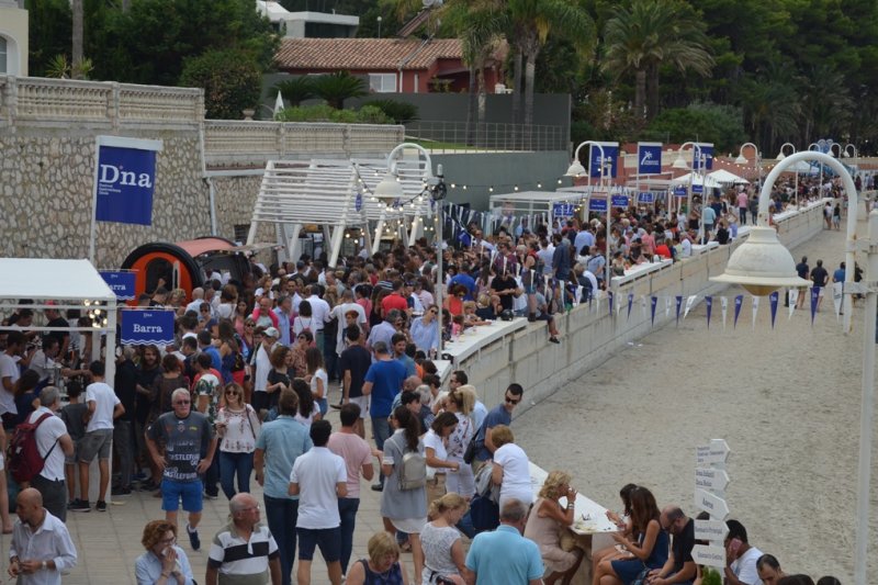 El festival D*na volverá a celebrarse en el paseo de la Marineta Cassiana El festival D*na volverá a celebrarse en el paseo de la Marineta Cassiana
