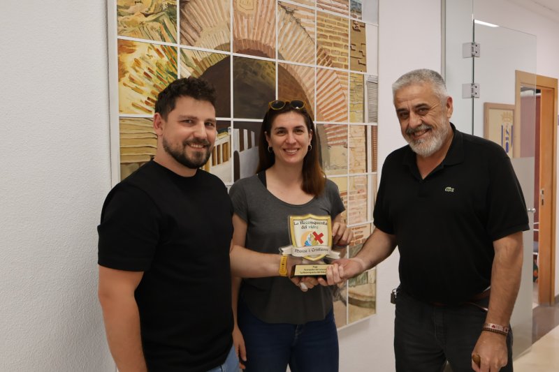 Els Moros i Cristians de Pego són guardonats com la festa de la comarca que més recicla Els Moros i Cristians de Pego són guardonats com la festa de la comarca que més recicla