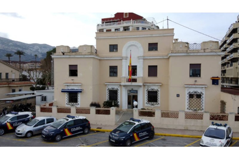 Un cibercriminal obtiene desde Dénia más de 200.000 euros por la venta de accesos ilegales a televisiones de pago  Un cibercriminal obtiene desde Dénia más de 200.000 euros por la venta de accesos ilegales a televisiones de pago