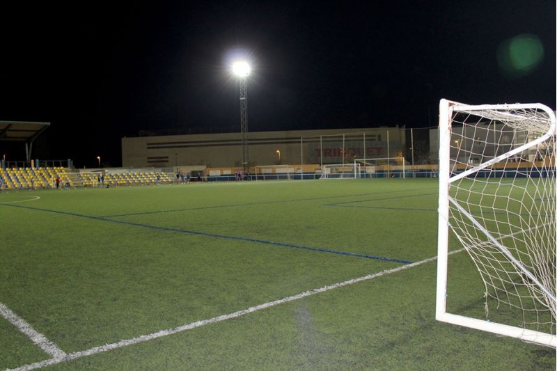 Ya se ha adjudicado la instalación del césped artificial del Diego Mena  Ya se ha adjudicado la instalación del césped artificial del Diego Mena