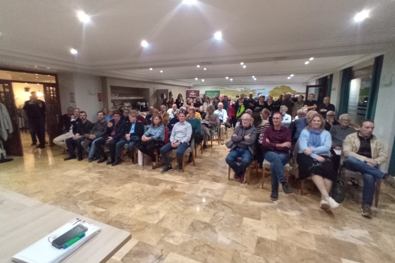 Espai Obert Ágora inicia su andadura con la voluntad de dar soluciones a los problemas de la comarca Espai Obert Ágora inicia su andadura con la voluntad de dar soluciones a los problemas de la comarca