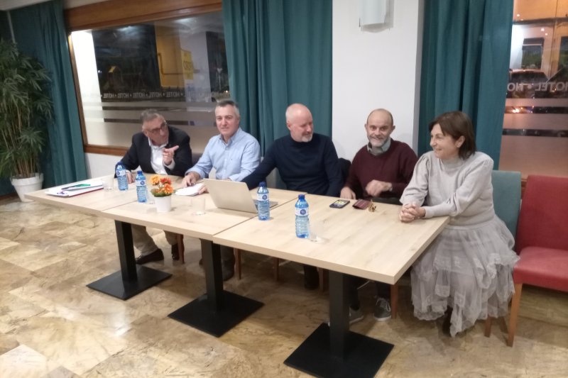 Espai Obert Ágora inicia su andadura con la voluntad de dar soluciones a los problemas de la comarca Espai Obert Ágora inicia su andadura con la voluntad de dar soluciones a los problemas de la comarca