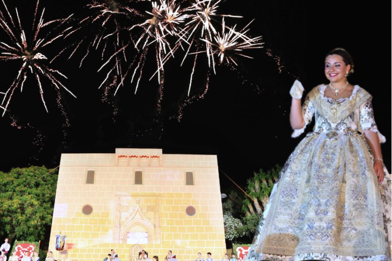 GALERIA DE FOTOS de la proclamació d’Àngela Tachó com a regina de les Fogueres 2024 de Xàbia GALERIA DE FOTOS de la proclamació d’Àngela Tachó com a regina de les Fogueres 2024 de Xàbia