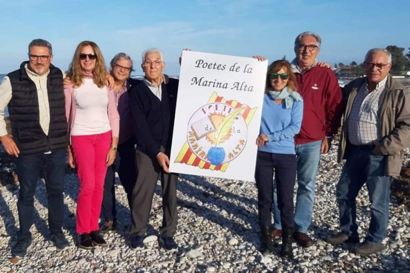 Poetes per la Cultura hermana la literatura con la música y la pintura Poetes per la Cultura hermana la literatura con la música y la pintura