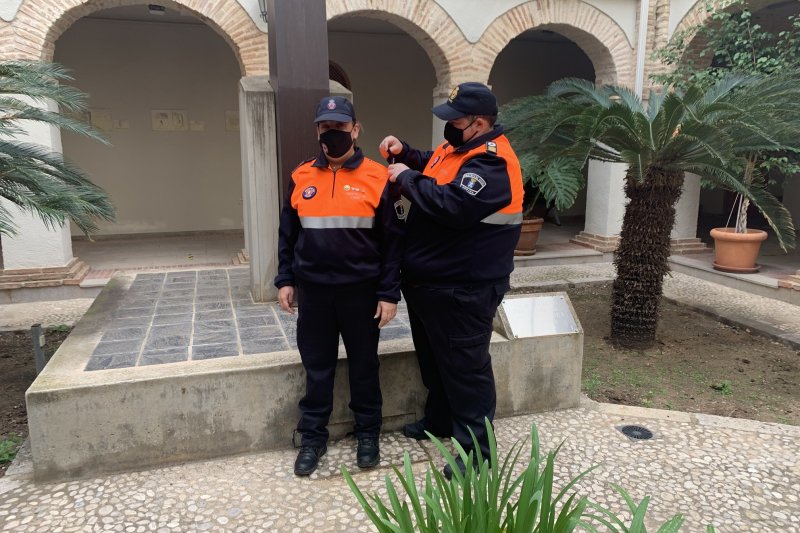 Protección Civil de Ondara conmemora su efeméride con una entrega de insignias Protección Civil de Ondara conmemora su efeméride con una entrega de insignias