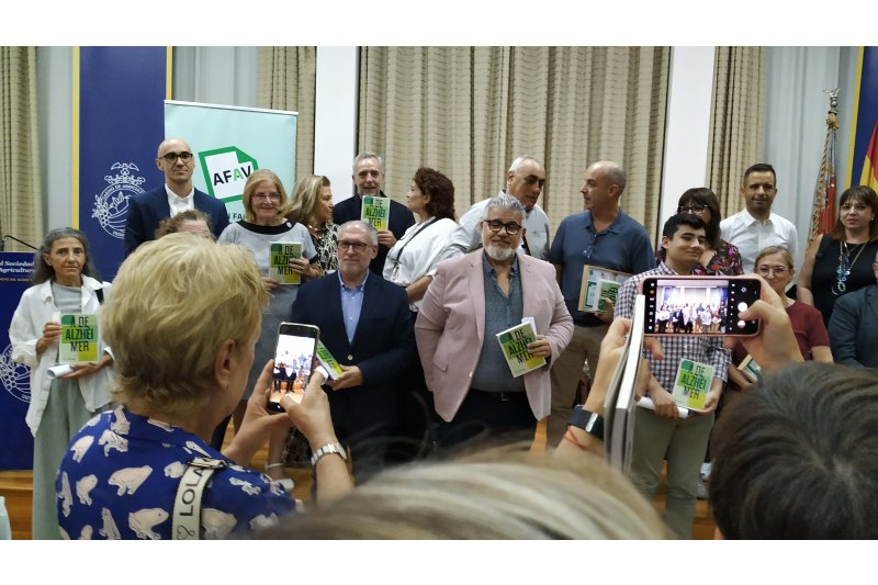 Amor, de Paco Bonilla, galardonado en el certamen A de Alzheimer Amor, de Paco Bonilla, galardonado en el certamen A de Alzheimer