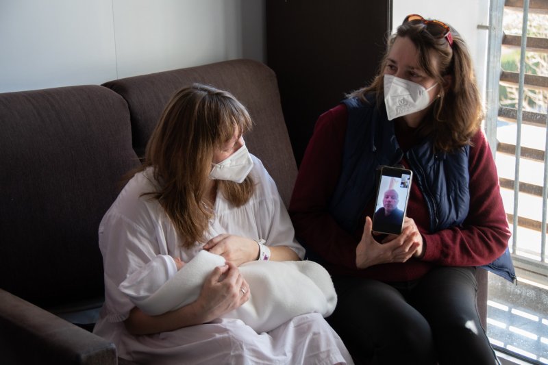 Nace en el Hospital de Dénia el primer bebé de madre ucraniana huida de la guerra Nace en el Hospital de Dénia el primer bebé de madre ucraniana huida de la guerra