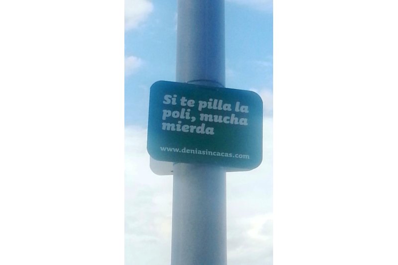 El SPPME exige la retirada de carteles de las calles de Dénia con mensajes “despectivos” hacia la Policía El SPPME exige la retirada de carteles de las calles de Dénia con mensajes “despectivos” hacia la Policía
