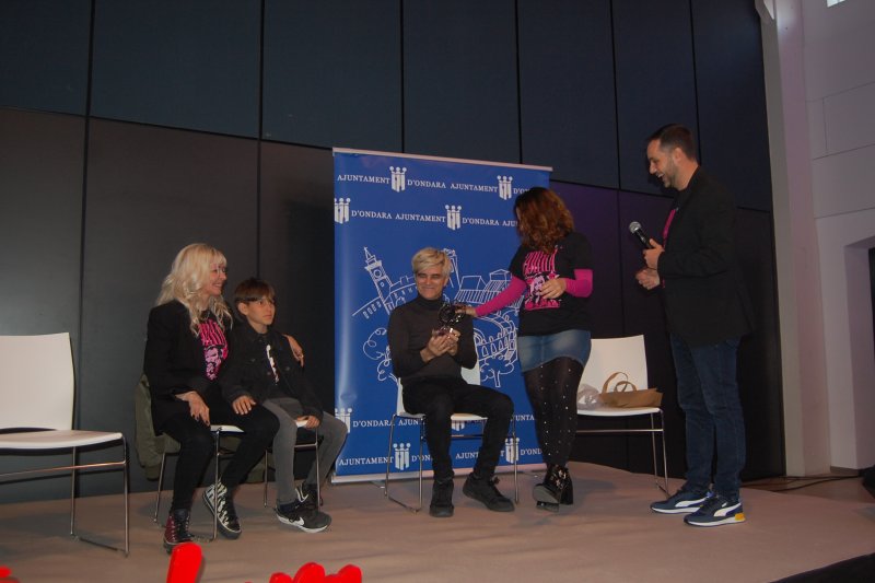 El grupo Nebulossa es nombrado embajador de Ondara por el Ayuntamiento con vistas al Festival de Eurovisión El grupo Nebulossa es nombrado embajador de Ondara por el Ayuntamiento con vistas al Festival de Eurovisión