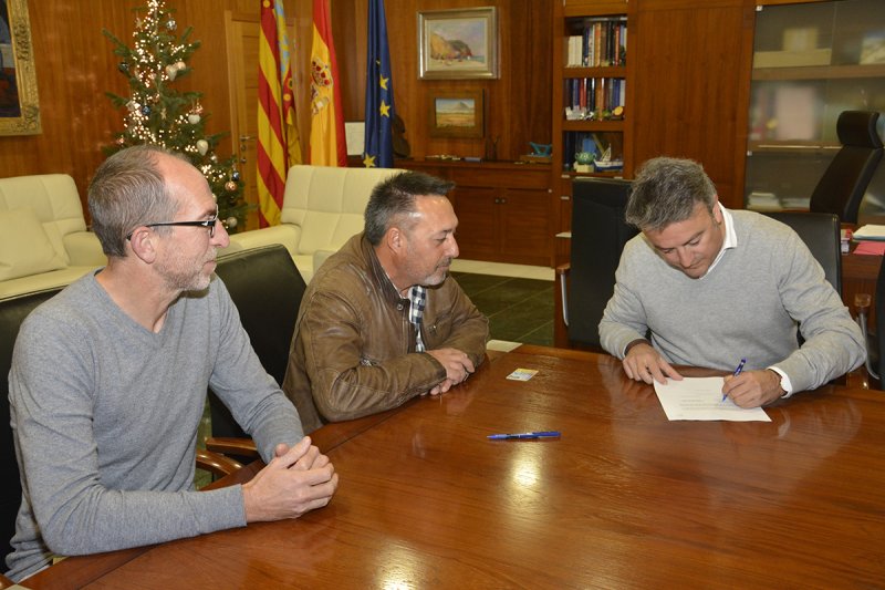 Xàbia renueva convenios con instituciones educativas y deportivas  Xàbia renueva convenios con instituciones educativas y deportivas