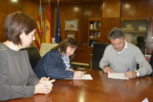 Xàbia renueva convenios con instituciones educativas y deportivas