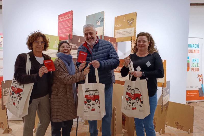 Pego se sensibilitza amb els ODS amb el projecte “In/Sostenible” del Fons Valencià per la Solidaritat Pego se sensibilitza amb els ODS amb el projecte “In/Sostenible” del Fons Valencià per la Solidaritat