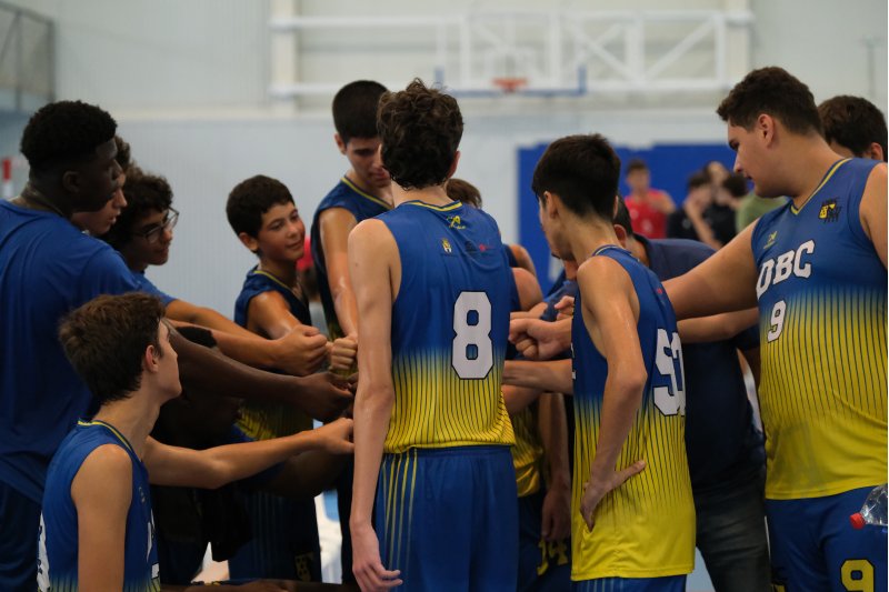 El cadete masculino del Dénia BC cayó ante el Don Bosco pero tiene este miércoles reválida por el ascenso a Primer Autonómica El cadete masculino del Dénia BC cayó ante el Don Bosco pero tiene este miércoles reválida por el ascenso a Primer Autonómica