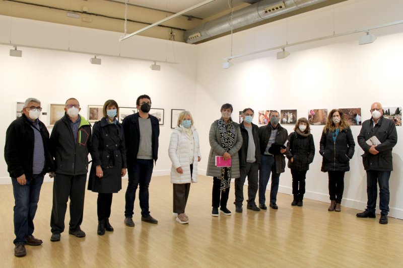 Una exposición reúne varías miradas sobre las exhumaciones de las víctimas del franquismo  Una exposición reúne varías miradas sobre las exhumaciones de las víctimas del franquismo