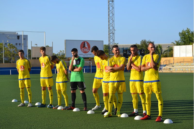 Fútbol Preferente: Los jugadores del Dénia se plantan y no entrenarán esta semana Fútbol Preferente: Los jugadores del Dénia se plantan y no entrenarán esta semana