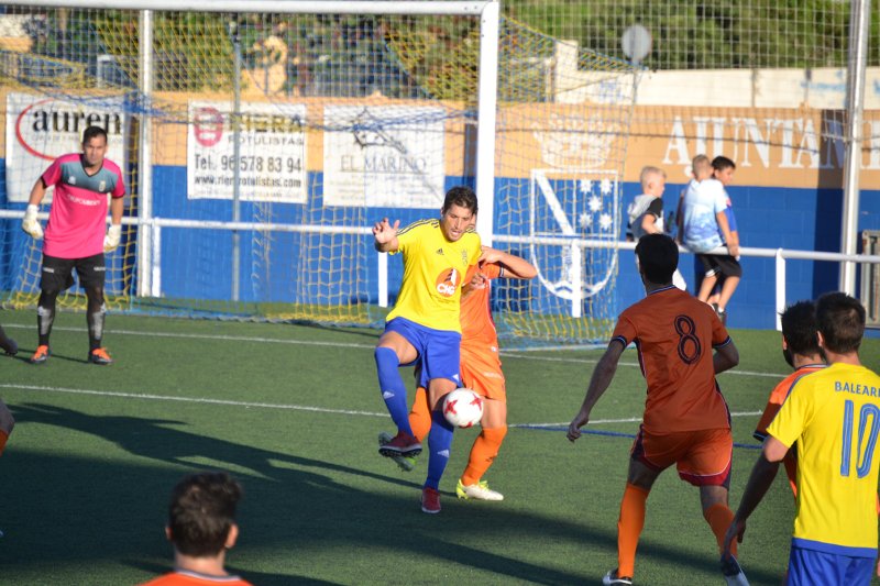 Fútbol Preferente: Goleada del Jávea, primera victoria del Dénia y derrota del Calpe Fútbol Preferente: Goleada del Jávea, primera victoria del Dénia y derrota del Calpe