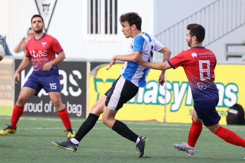 Primera Regional: El Pego gana en Gata (1-3) y celebra el ascenso a “Preferente” Primera Regional: El Pego gana en Gata (1-3) y celebra el ascenso a “Preferente”
