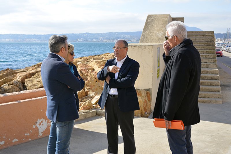 Puertos reparará por vía de emergencia el dique de abrigo de la escollera norte de Xàbia Puertos reparará por vía de emergencia el dique de abrigo de la escollera norte de Xàbia