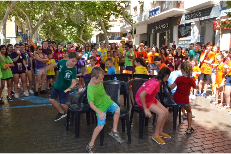 Festa Major 2022: Los falleros animan las calles de Dénia con las cucañas y el concurso de paellas  Festa Major 2022: Los falleros animan las calles de Dénia con las cucañas y el concurso de paellas
