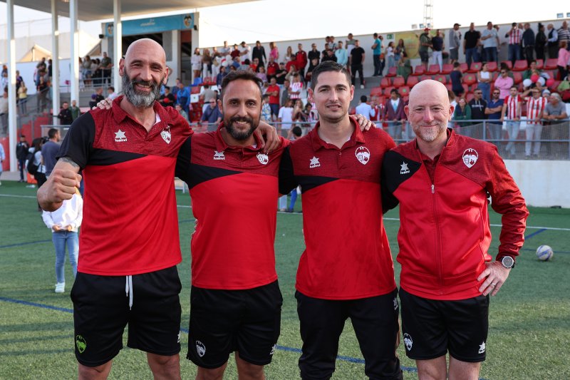 Julio Ivorra, entrenador del CD Jávea: “Hicimos una buena segunda vuelta, pero no nos valió para salvarnos” Julio Ivorra, entrenador del CD Jávea: “Hicimos una buena segunda vuelta, pero no nos valió para salvarnos”