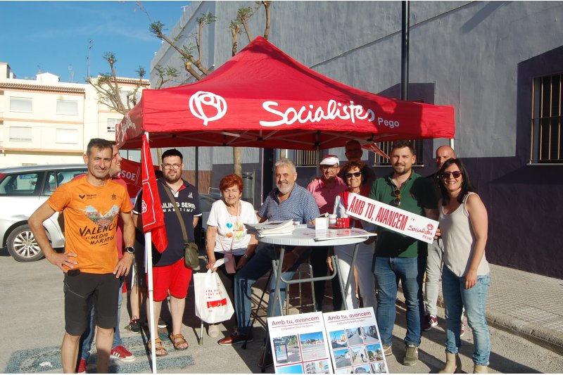 El PSPV de Pego calienta motores para iniciar la campaña electoral con “Enrique visita el teu barri” El PSPV de Pego calienta motores para iniciar la campaña electoral con “Enrique visita el teu barri”