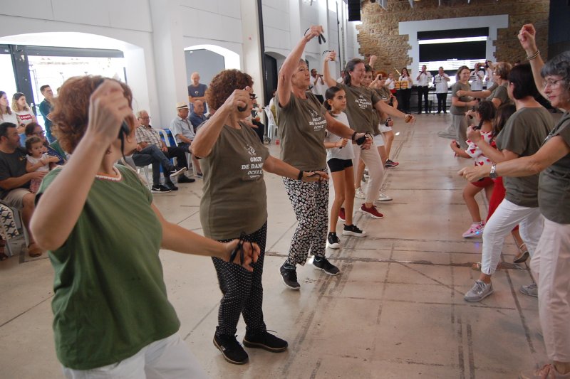 “A toc de vermut”  manté encesa la flama del Festacarrer d’Ondara “A toc de vermut”  manté encesa la flama del Festacarrer d’Ondara